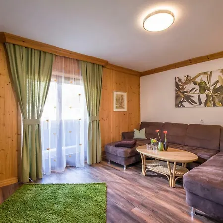 Hofer's Kaiserblick Apartament Going am Wilden Kaiser